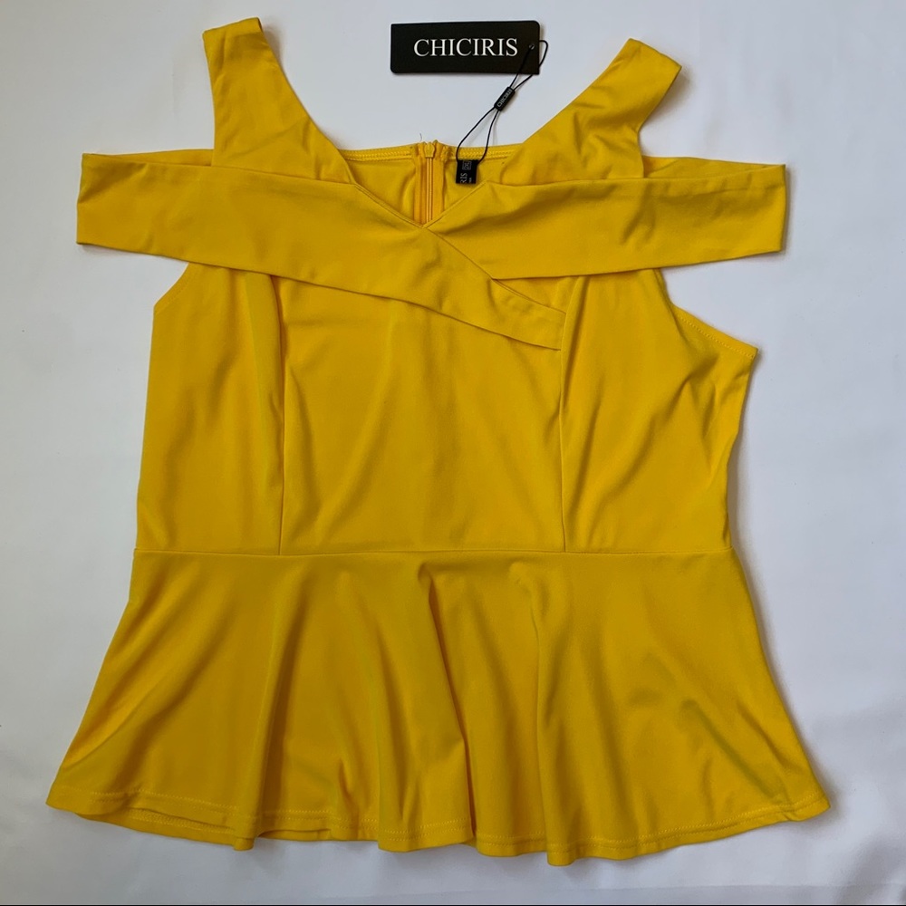Chiciris Womens Top